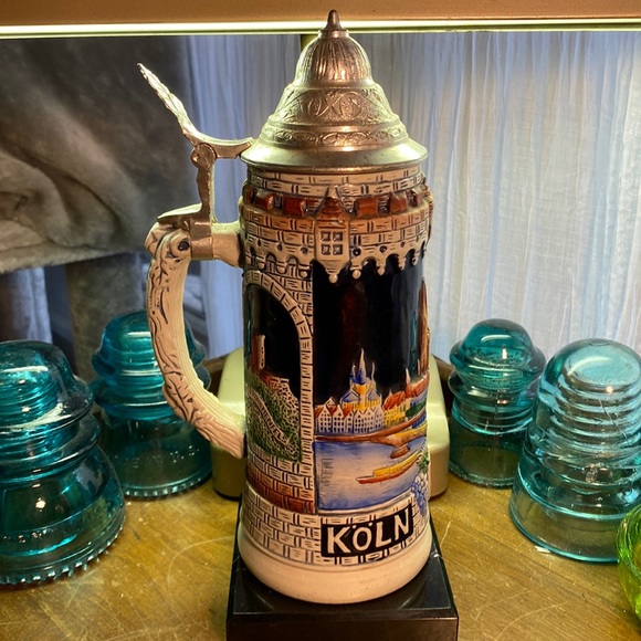 Vintage King Western Germany Beer Stein-w-Petwer Lid! - Picture 1 of 11